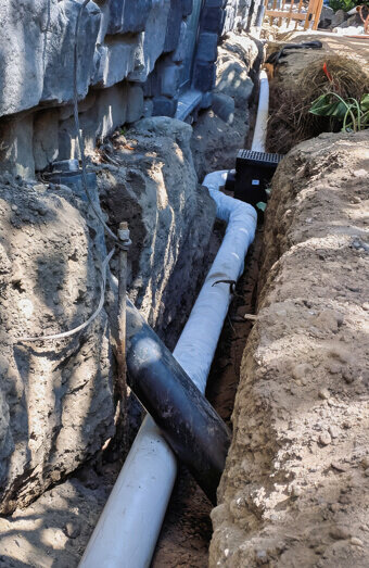 https://kelmscottplumber.com.au/uploads/2025/06/blocked-drains-220028.jpg