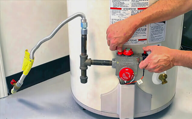 https://kelmscottplumber.com.au/uploads/2025/06/hot-water-378959.jpg