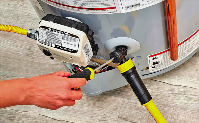 https://kelmscottplumber.com.au/uploads/2025/06/hot-water-385324.jpg